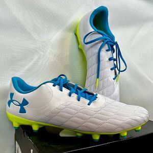 Unisex White Under Armour Soccer Cleats Shoes Size 12 Magnetico Select